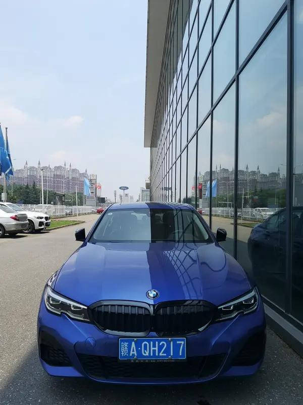 30万-40万选宝马还是奥迪，得看具体车型。要是考虑豪华B级车，宝马3系和