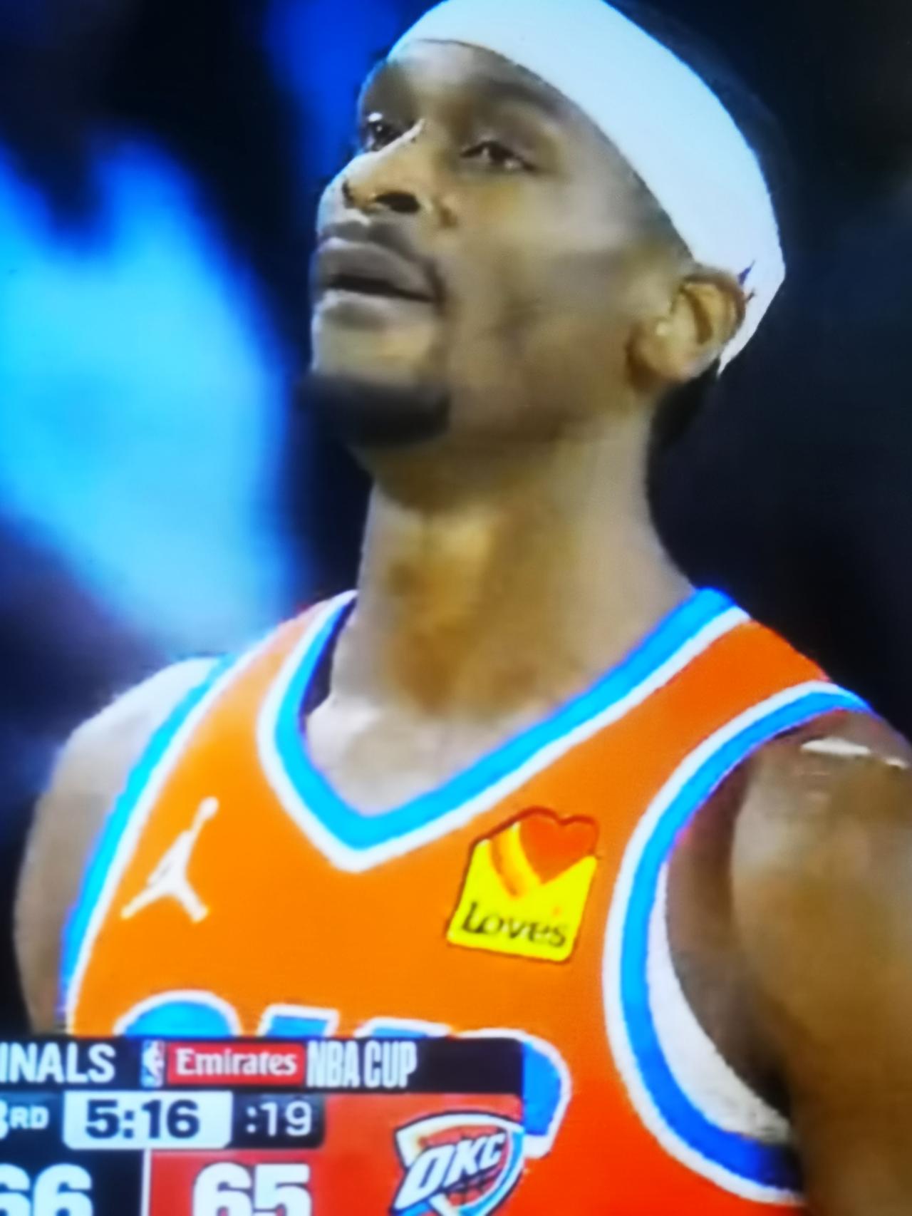 雷霆复刻了当年勇士的遗憾雷霆109-111，输给马刺。不但