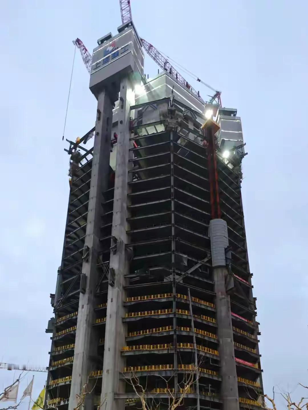 上海浦西第一高楼，上海第四座座四百米以上高楼，上海北外滩中心。建成后将刷新片区浦