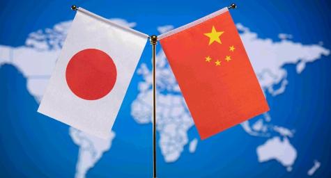 日本政客中山泰秀反将我们一军！4月2日，日本众议院议员中山泰秀声称，中国批评日本