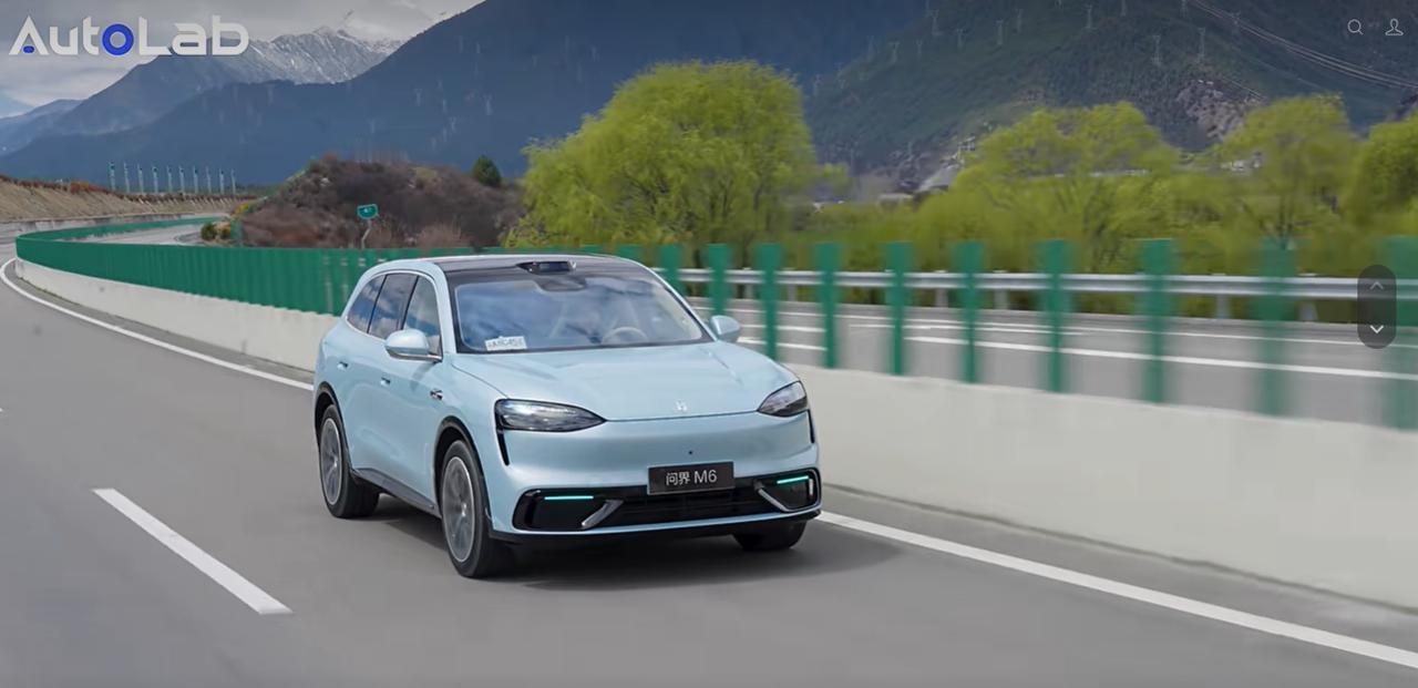 你猜一辆25万级的SUV，能识别多少种障碍物？问界M6给的答案是：不设上限。在