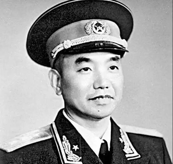 纵观开国十大将领，究竟谁真正拥有能够让所有开国上将心服口服的军事和领导实力？1