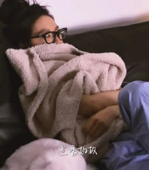 《兰香如故》这剧，连同行都坐不住了。10月4日，章若楠助理在微博发了一段视频