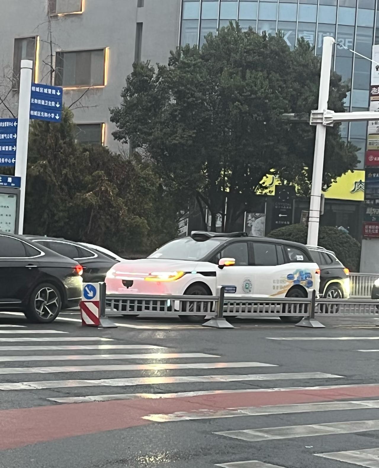 相城滴滴司机又失业一大片吧！！！相城萝卜快跑｜无人驾驶取代滴滴司机相城随处