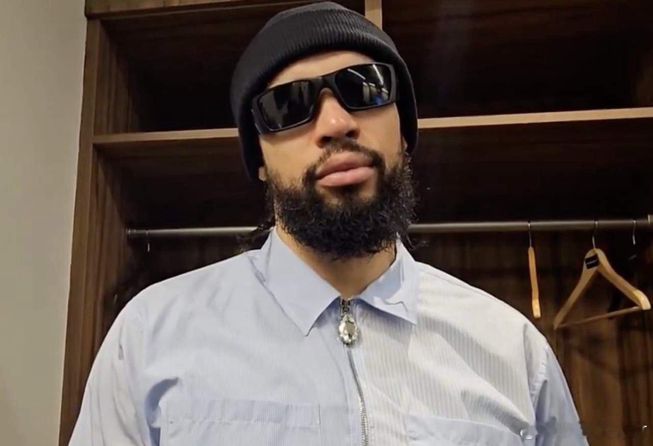 又蹭上了！狄龙谈库里和詹姆斯：“跟勒布朗一样。”“库里也是我最不喜欢的球员之一。