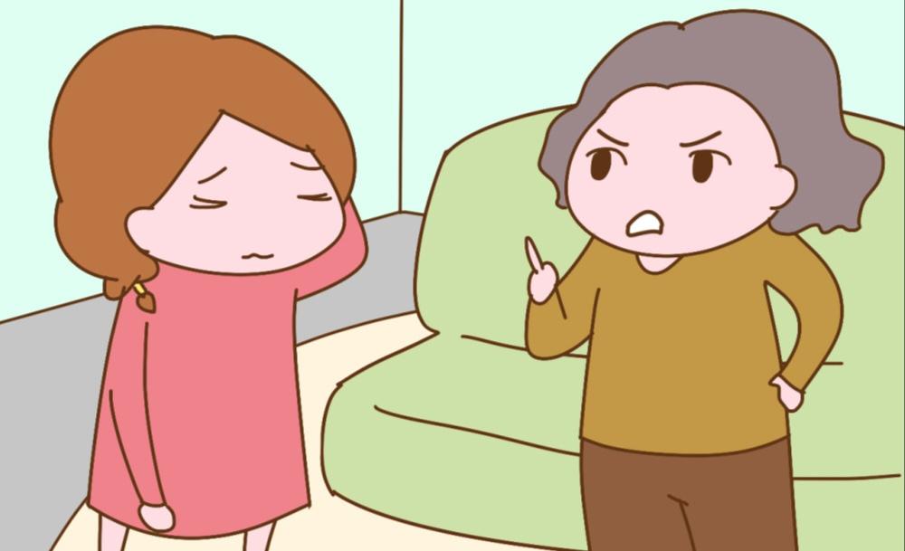 笑话（930）女孩逛街回到家，手提袋往沙发上一丢，坐上桌子便狼吞虎咽吃起饭来