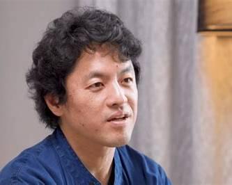 8月22日，日本导演竹内亮在社交平台上发布了一则帖子，内容一经发出，便引起了不少