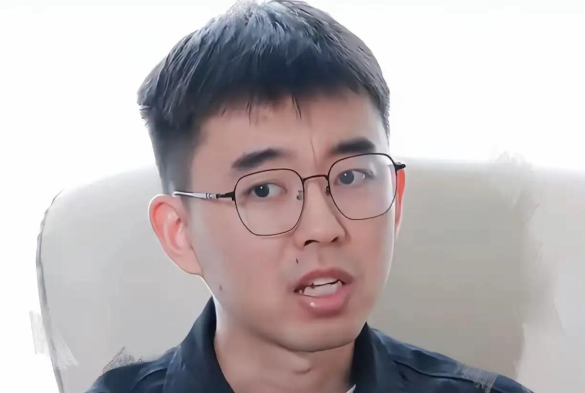 一、北航对杨昀的处理--简略说明几点：1，内部处理、未公开通报：对杨昀学术不