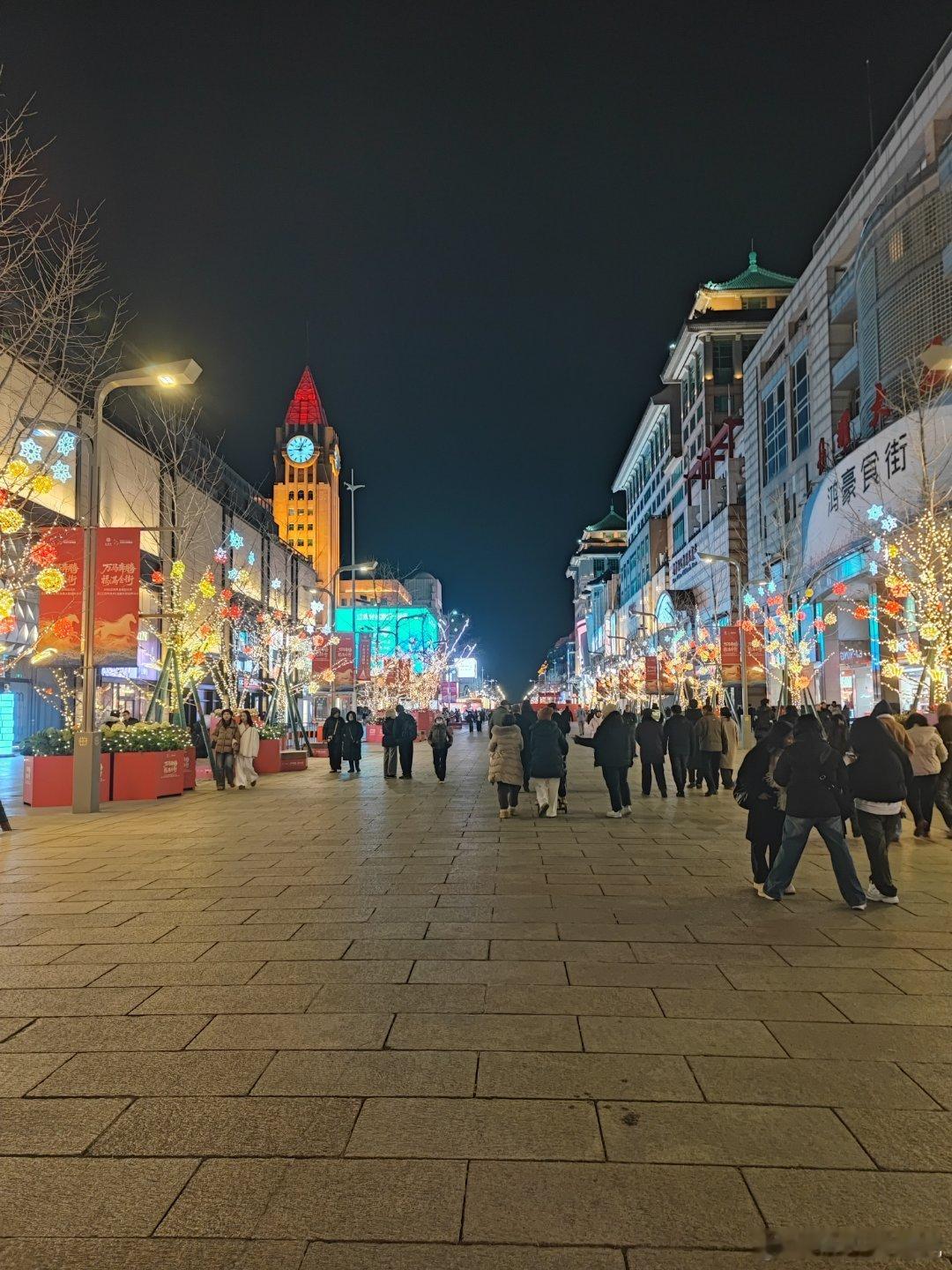 王府井大街夜景摄影