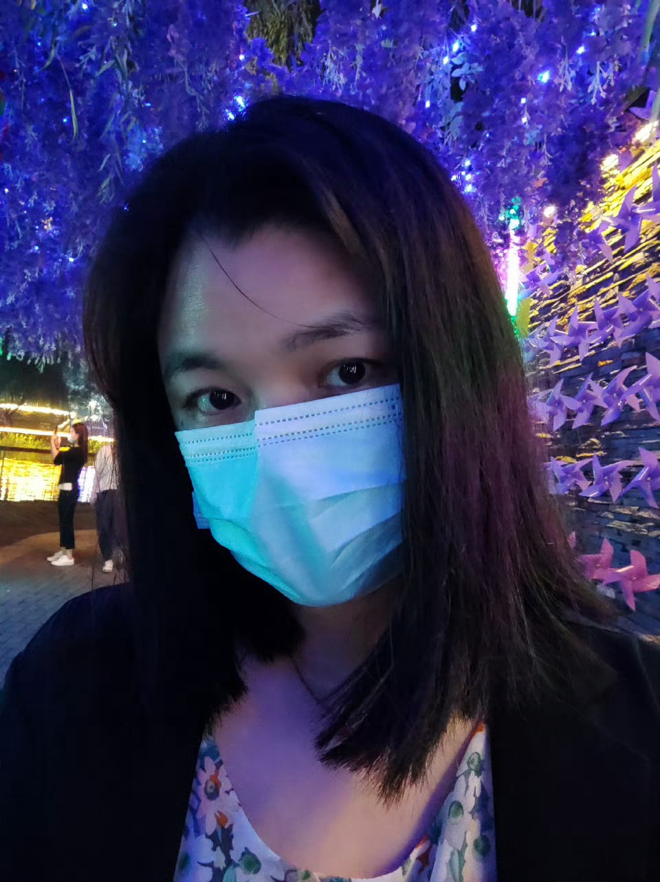 我不是大叔，我是风韵犹存的大婶。[笑着哭][笑着哭][笑着哭]​​​