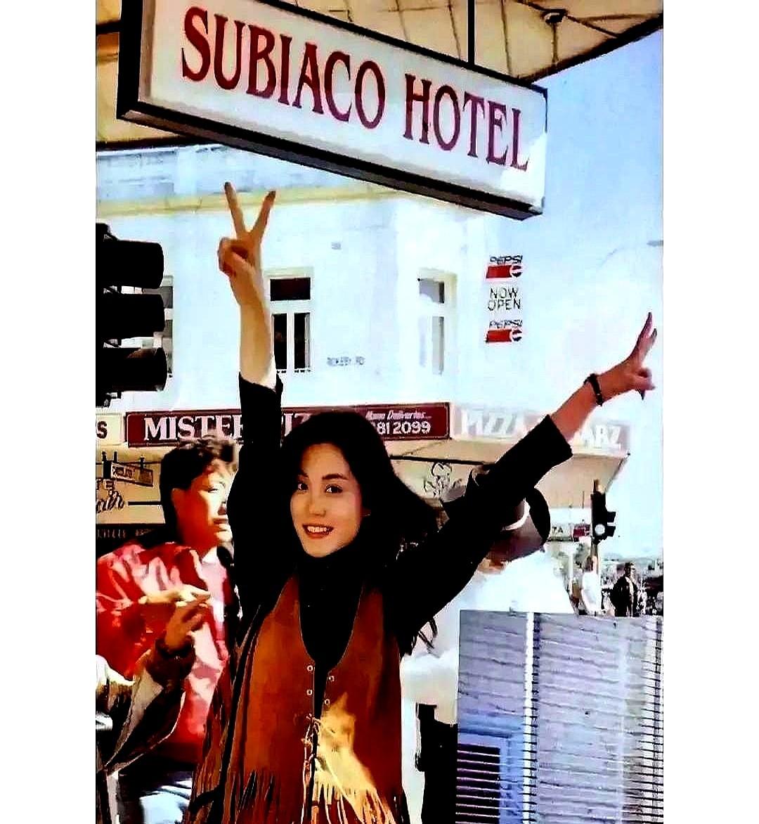 凌晨一点多，高晓松把一张1991年的底片扫成高清扔上微博。他就是想让我们看看