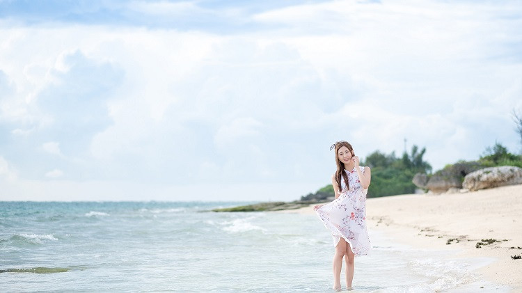 同事苏小姐，32岁，单身。去年，她在婚恋市场上，相亲了一个男人。男的条件很好