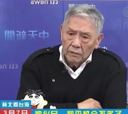 谈及“台湾是中国一个省”，台退将帅化民心里很难过。大陆公开讲重话，意味着两岸和