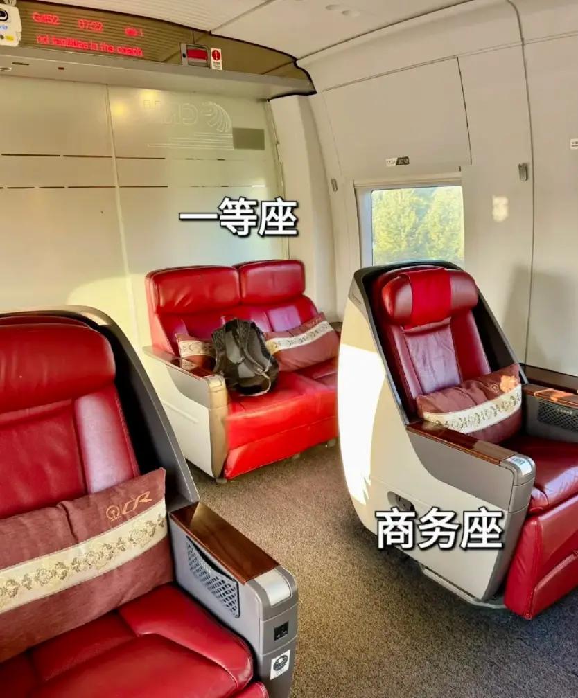 藏不住了，不装了！2月12日22时57分，观察者网发布消息，12306APP新