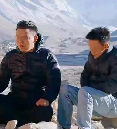 一个以前新疆大学的学妹嫁到了西藏日喀则一个农户家，她有两个老公，因为她原本是嫁给