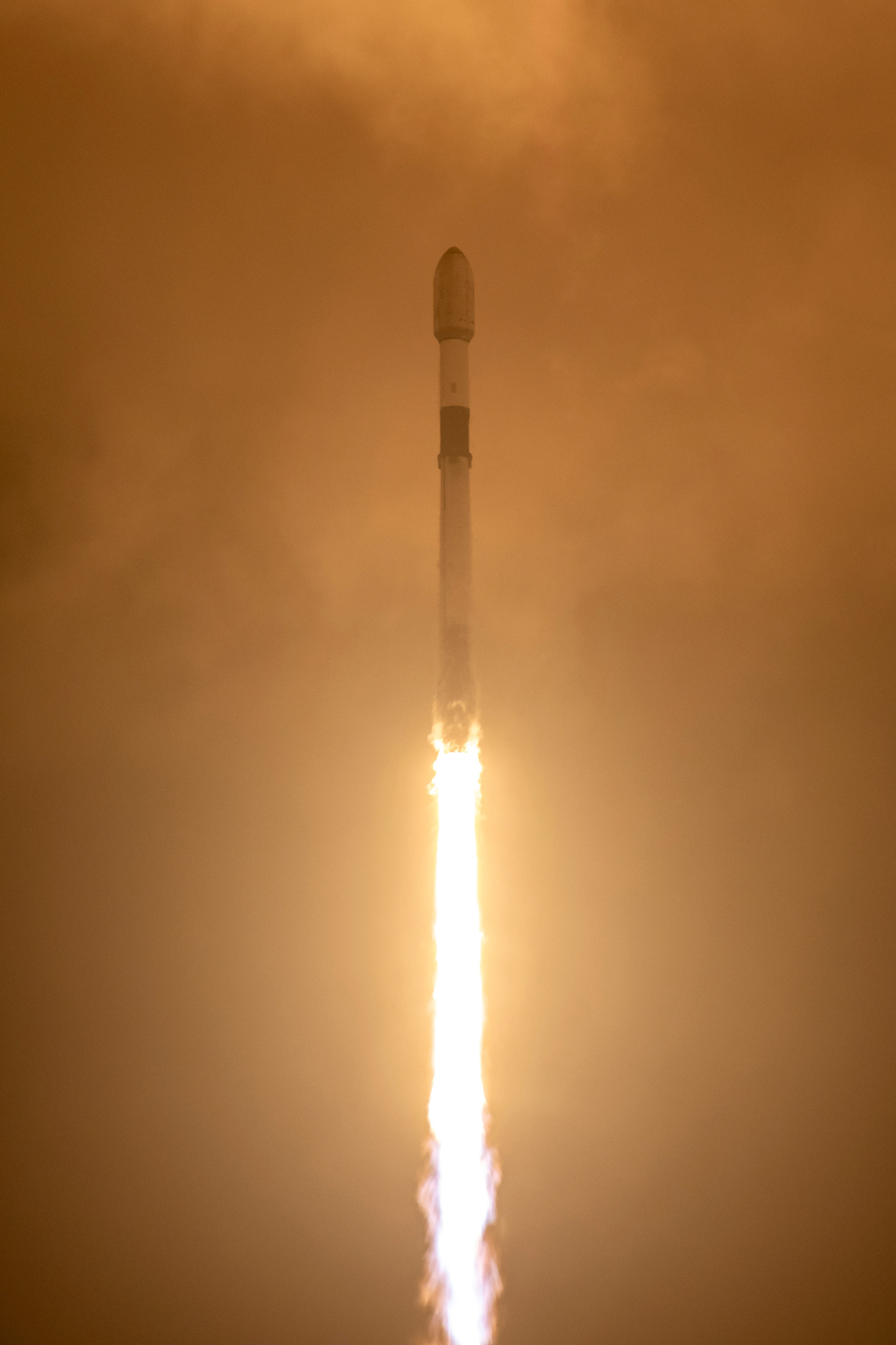 SpaceX完成了2025年第163次发射