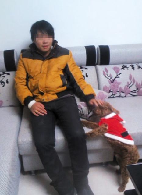 2014年，四川18岁小伙网购24支玩具枪被判无期徒刑，一年后，他在法庭上撕心