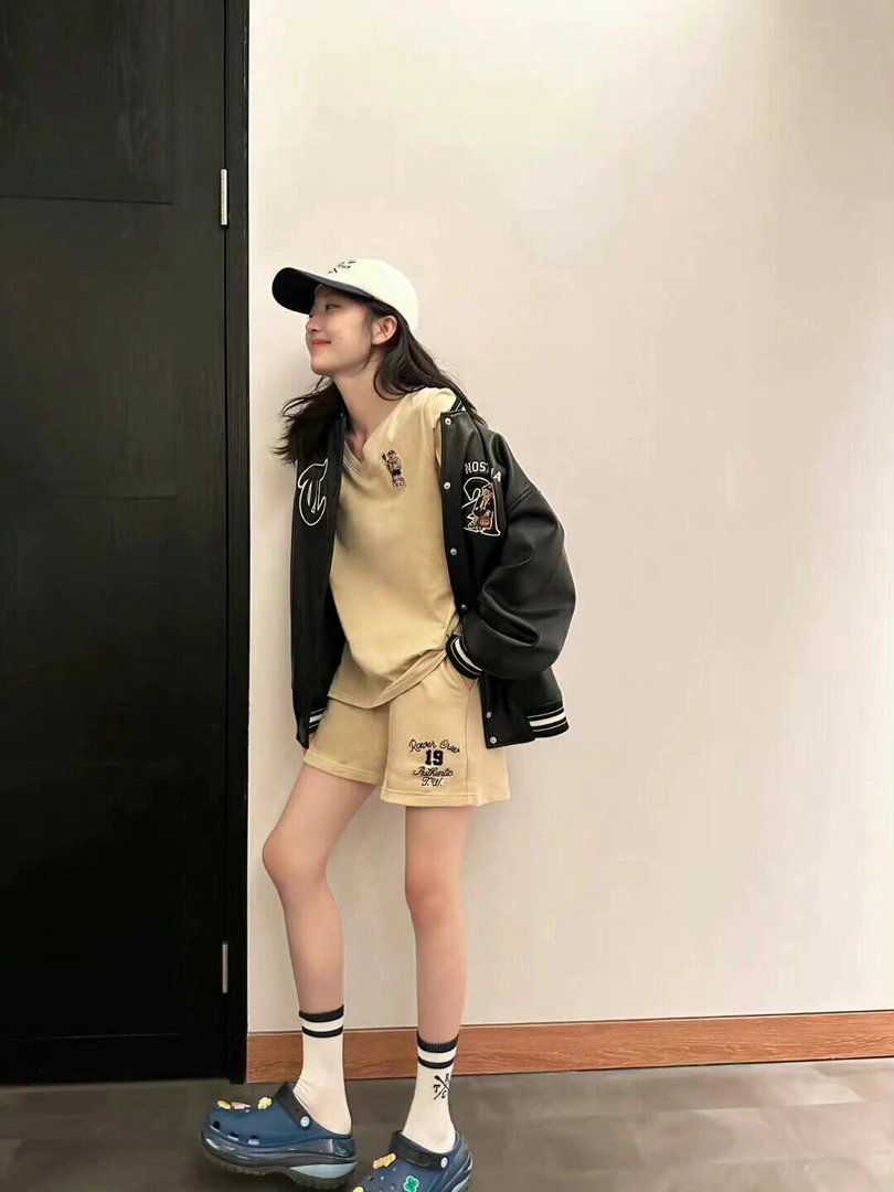 孙千体脂率孙千这个身材我真的跪接，高瘦美三样全占，体脂率让人慕了。