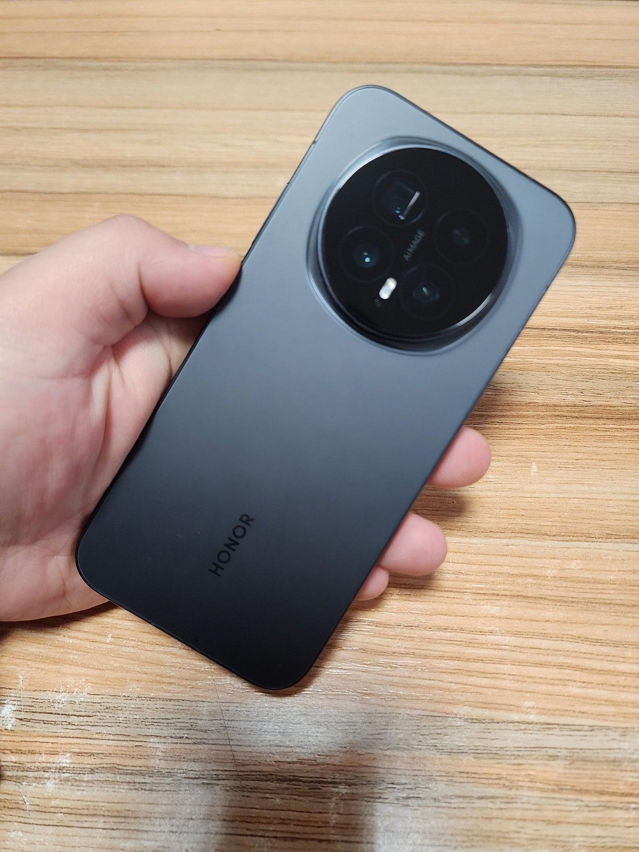 2026荣耀购机指南，不讲虚的，都是干货。荣耀今年真是站起来了，最近发布的几