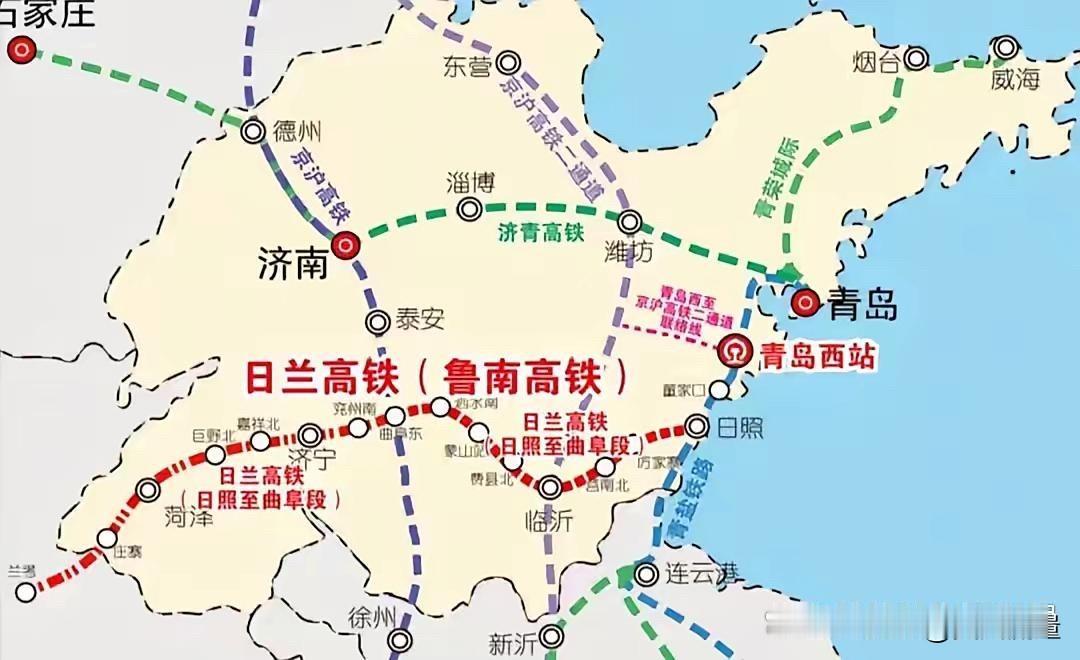 竟然有网友拿菏泽东站去跟济宁北去比较。这俩站根本不是一个量级的好吧。菏泽东是高