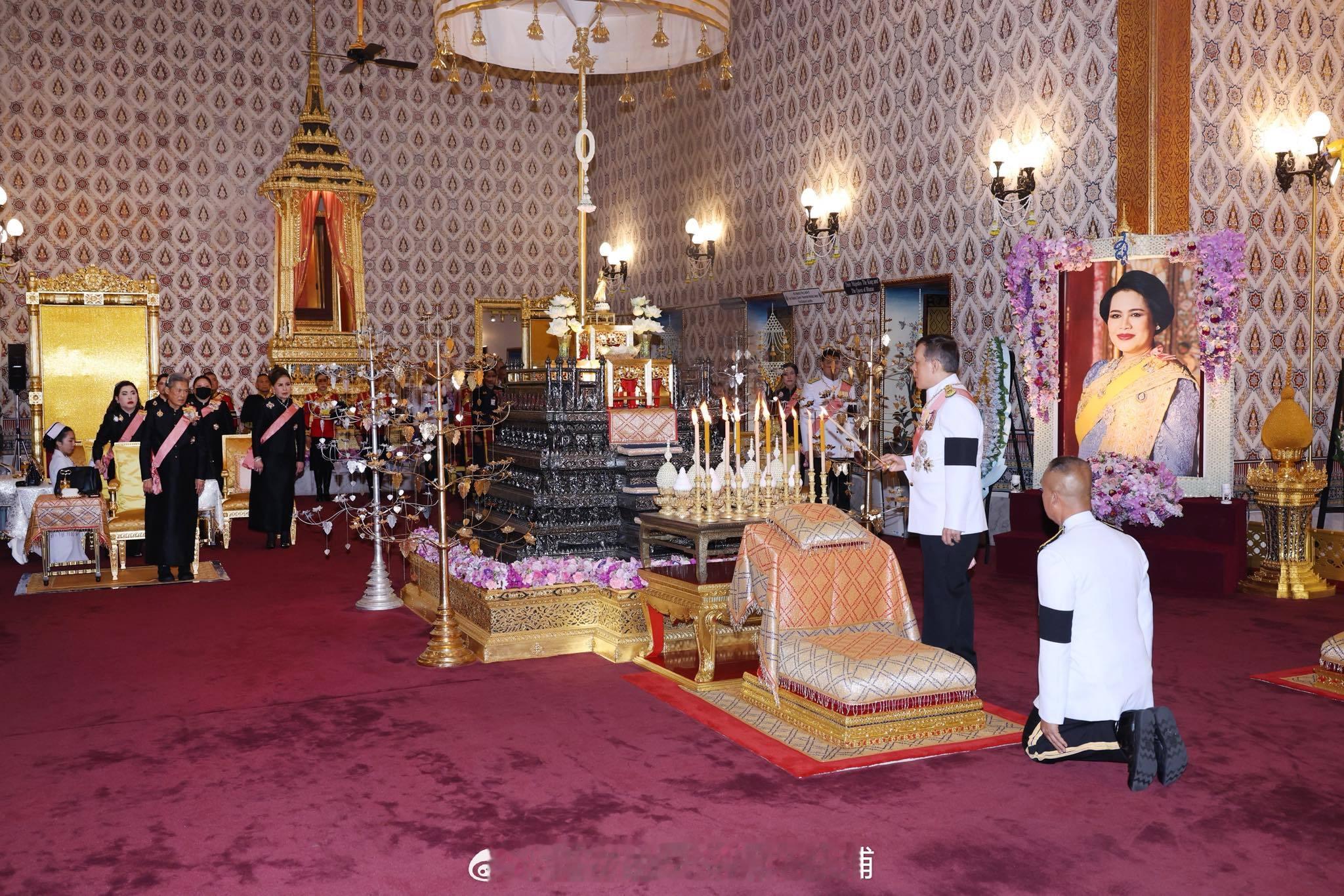 王室王室泰国王室素娘娘2026年1月31日，暹罗王室成员出席红唇姐逝世一百天诵