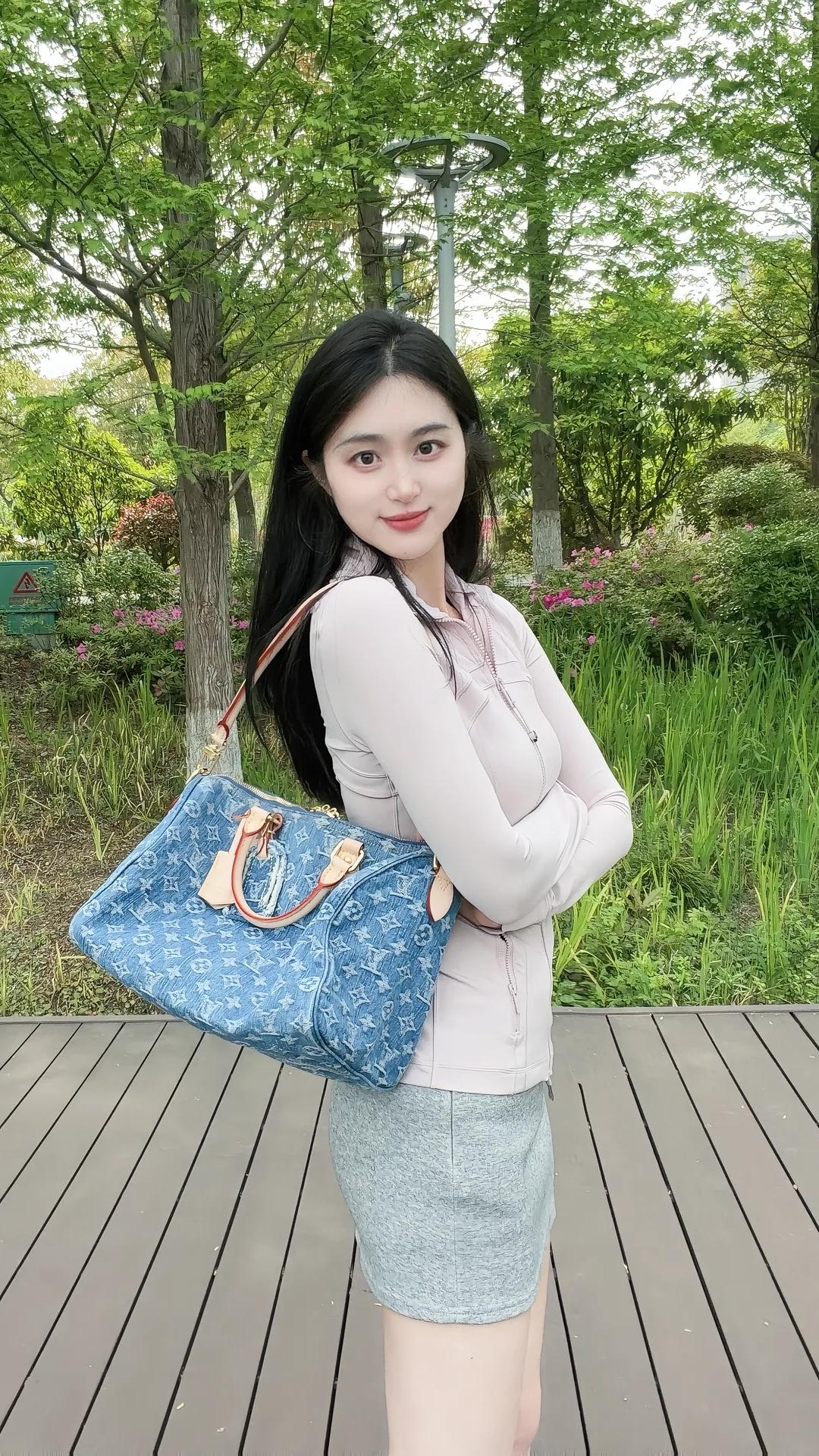 恋爱就像绿叶，不是绿了就是黄了！优雅自信穿搭分享分享美女穿搭服饰女人如何穿出
