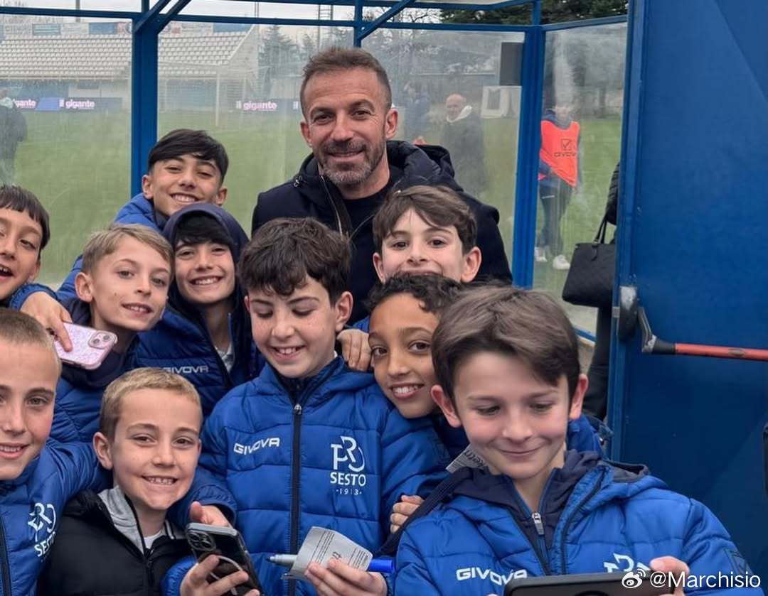 大托不容易啊，托比亚斯·皮耶罗从恩波利青训出来后辗转数队，终于在昨天迎来了自己代