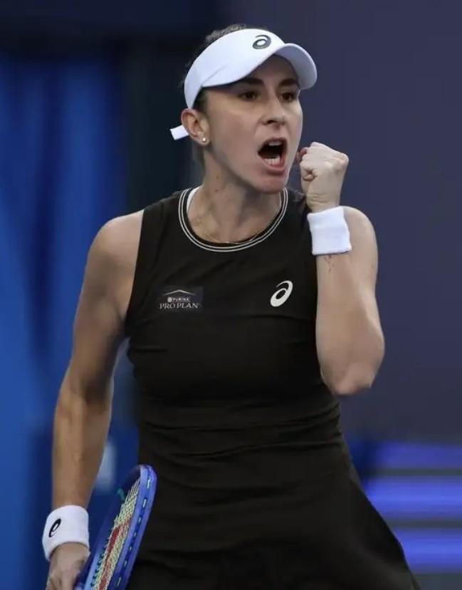北京时间10月14日，WTA1000武汉站展开一场女单1/16决赛