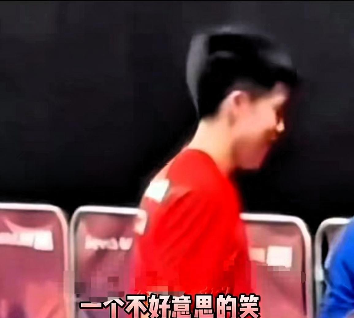 刘国梁有经验，他也是在国乒谈的恋爱，而且也是16岁开始谈的，虽然不敢公开，