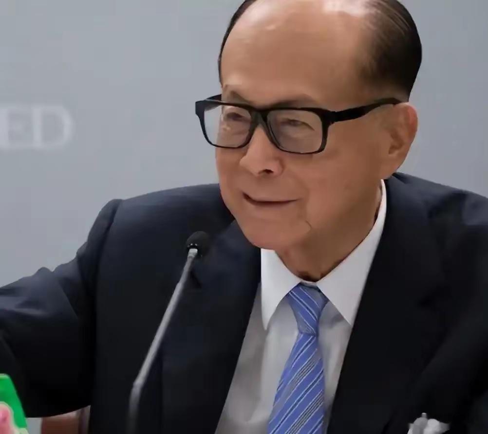 李嘉诚又要套现了最多套现166亿！李嘉诚又要卖了，这次轮到了澳洲。8月10日，澳
