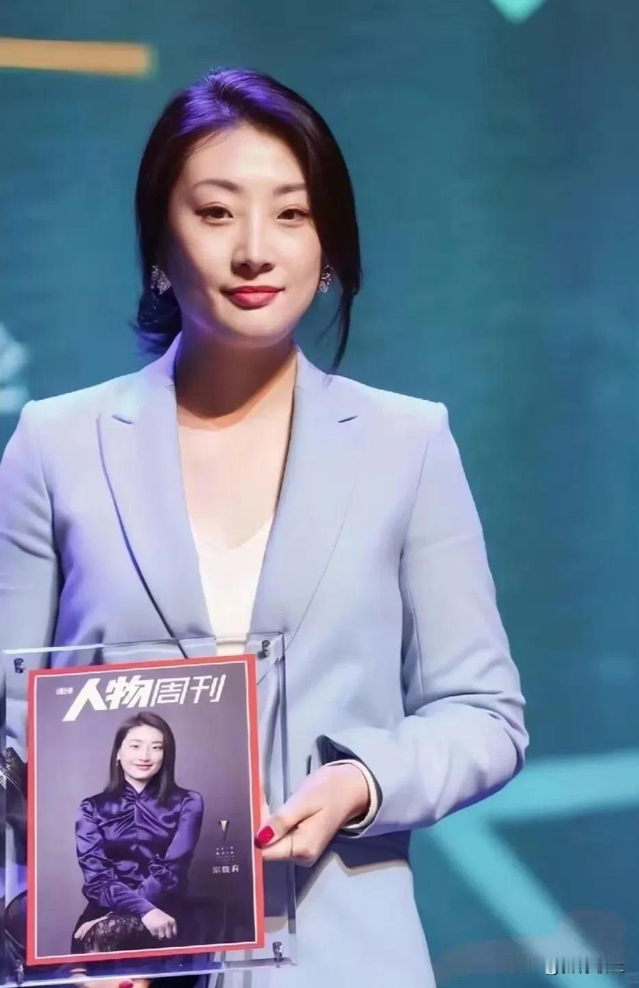 果然还是女人更懂女人！我问老婆为什么宗馥莉一点都不怕杜建英这3的起诉，因为她那