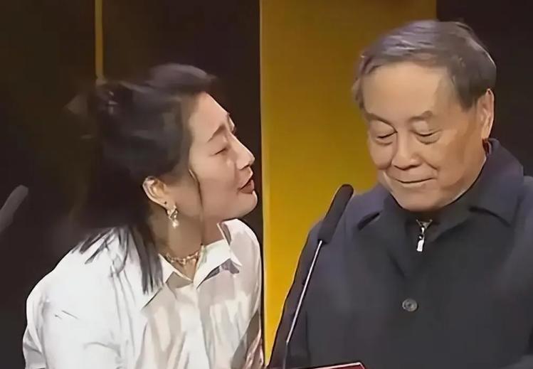香港判决出了！原来是宗老赢了宗庆后没输。他活着时就把账算好了钱该怎么分，