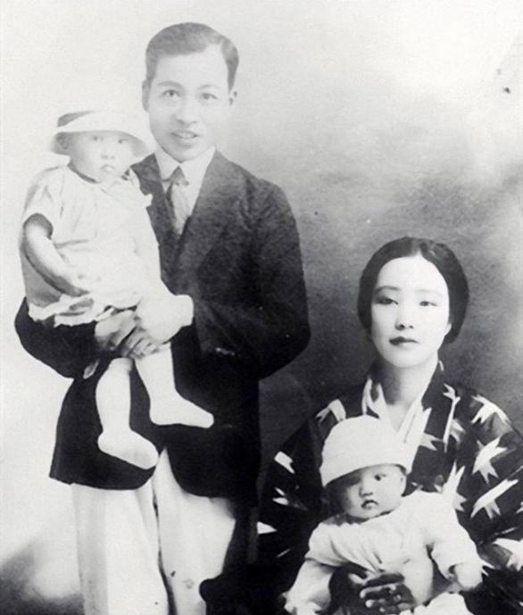 1928年，日本富家女不顾家人反对，远嫁数学家苏步青。哪料，日军侵华期间，富家女