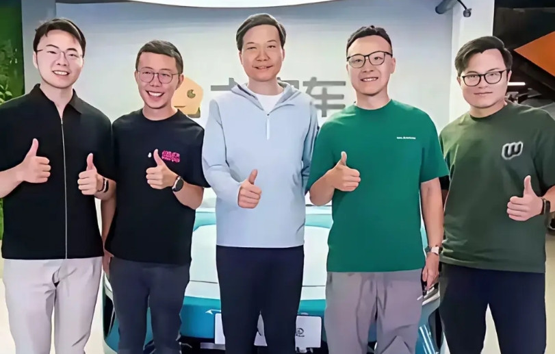 有一个好办法可以让黑子服输！看了好多人对小米雷军和卢伟冰眼红，我建议让小米雷军