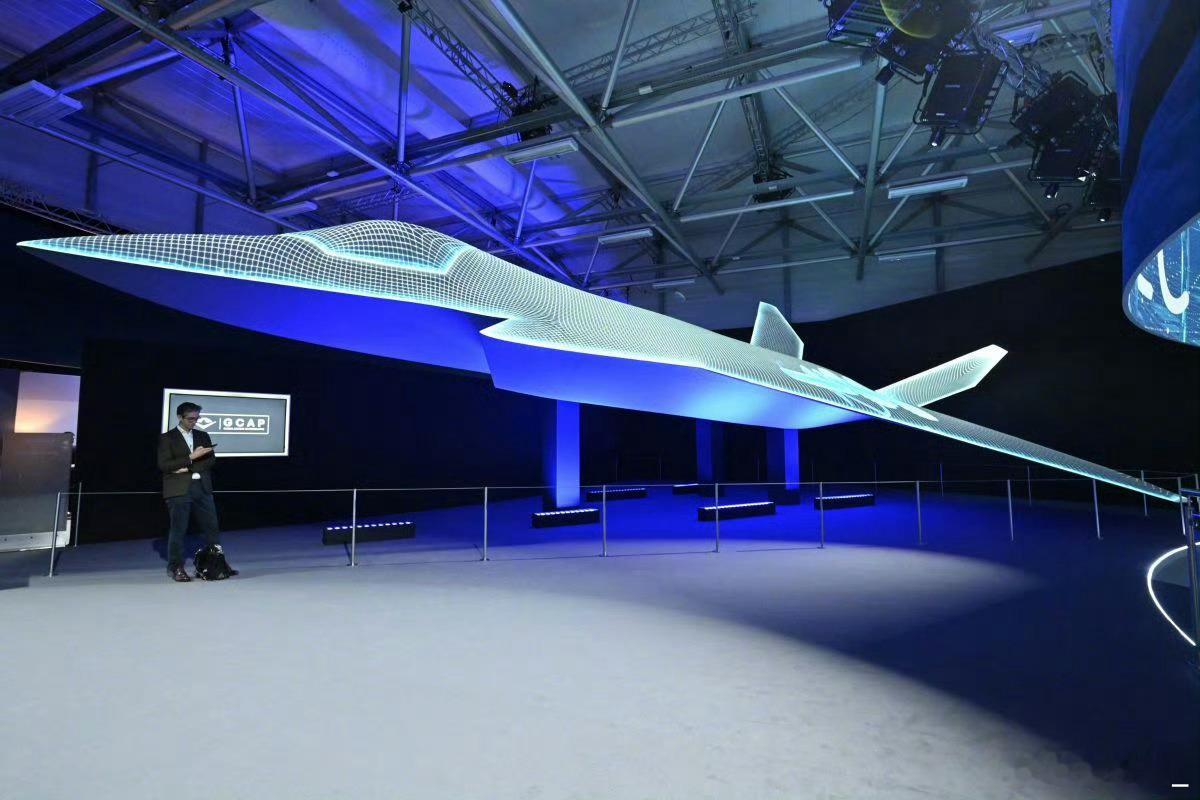 日媒称由日本、英国和意大利三国联合研发下一代战斗机的合同被迫推迟。推迟的原因是英