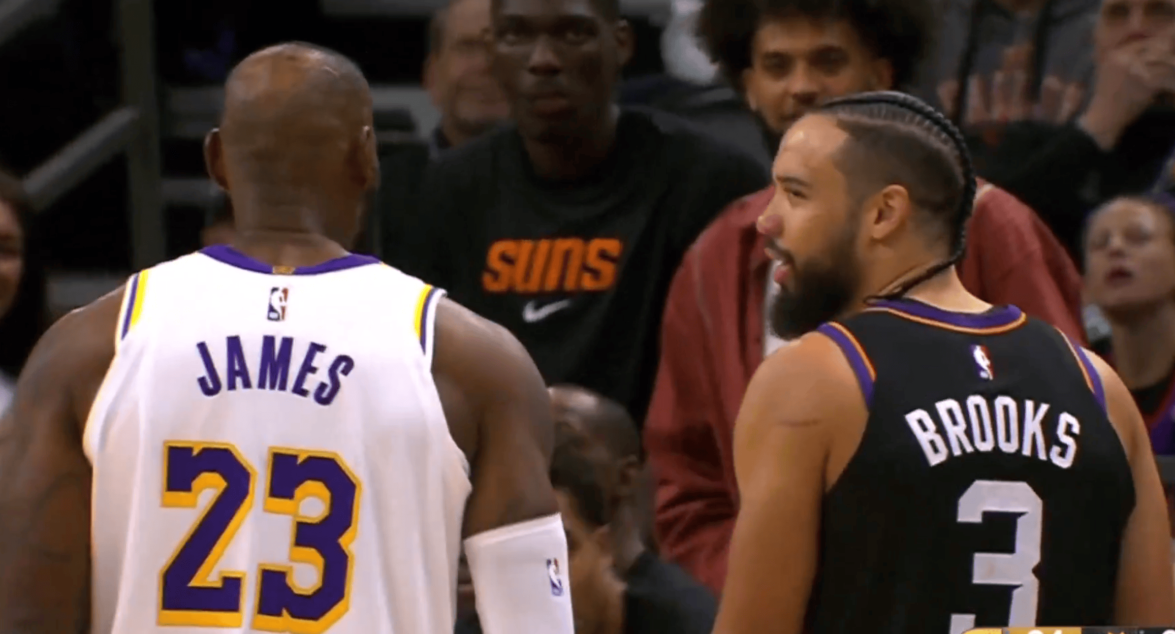 NBA Memes: 季后赛真该安排勒布朗和狄龙打满7场