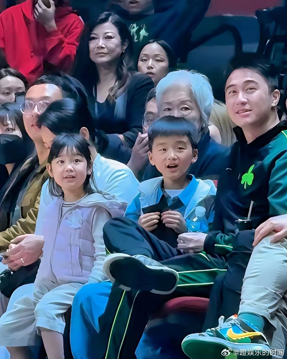 奚梦瑶只贡献了身高！俩孩子没一个随她。儿子随爸爸，女儿随奶奶。