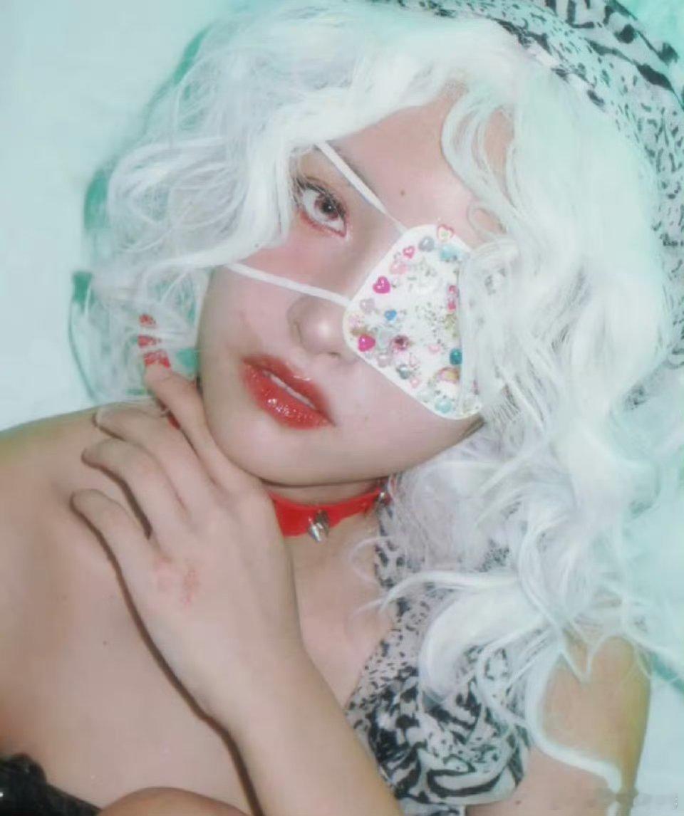 谁看了沈月的cos有忍住不夸的吗🙌🙌🙌姐简直