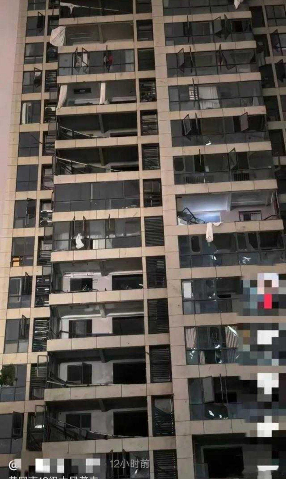 湖北一家三口被大风卷走身亡这样的恶劣自然灾害，是自认倒霉，还是追究开发商责任？
