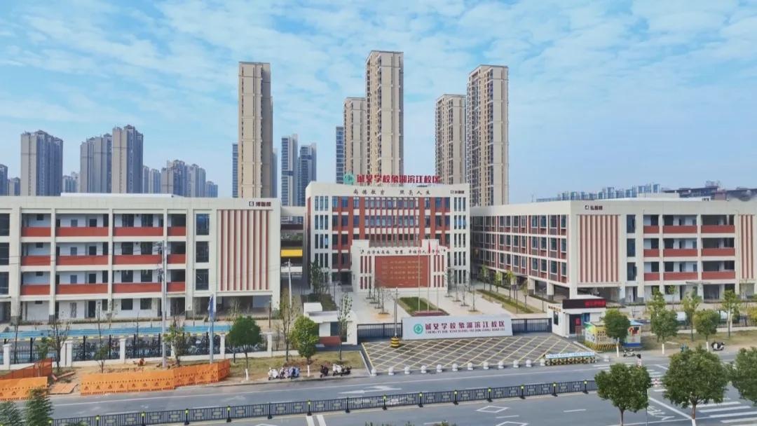 赣江潮涌启新程英雄洪城勇争先——从上半年经济数据看南昌高质量发展澎湃动能