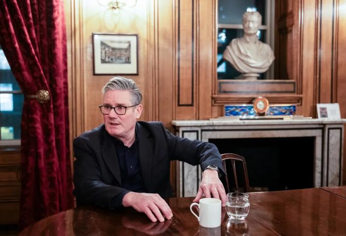 1月27日，虽然英国首相斯塔默的访华行程还未正式公布，但《彭博社》已经发表了对斯