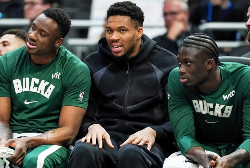 字母哥三兄弟有望齐登场！1、大哥T·阿德托昆博（33岁），司职前锋，年薪28