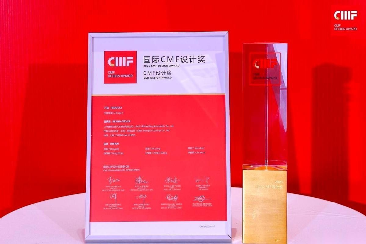 我跟你说，最吓人的是什么？是我们自己，都还没反应过来我们自己变得有多强了。就