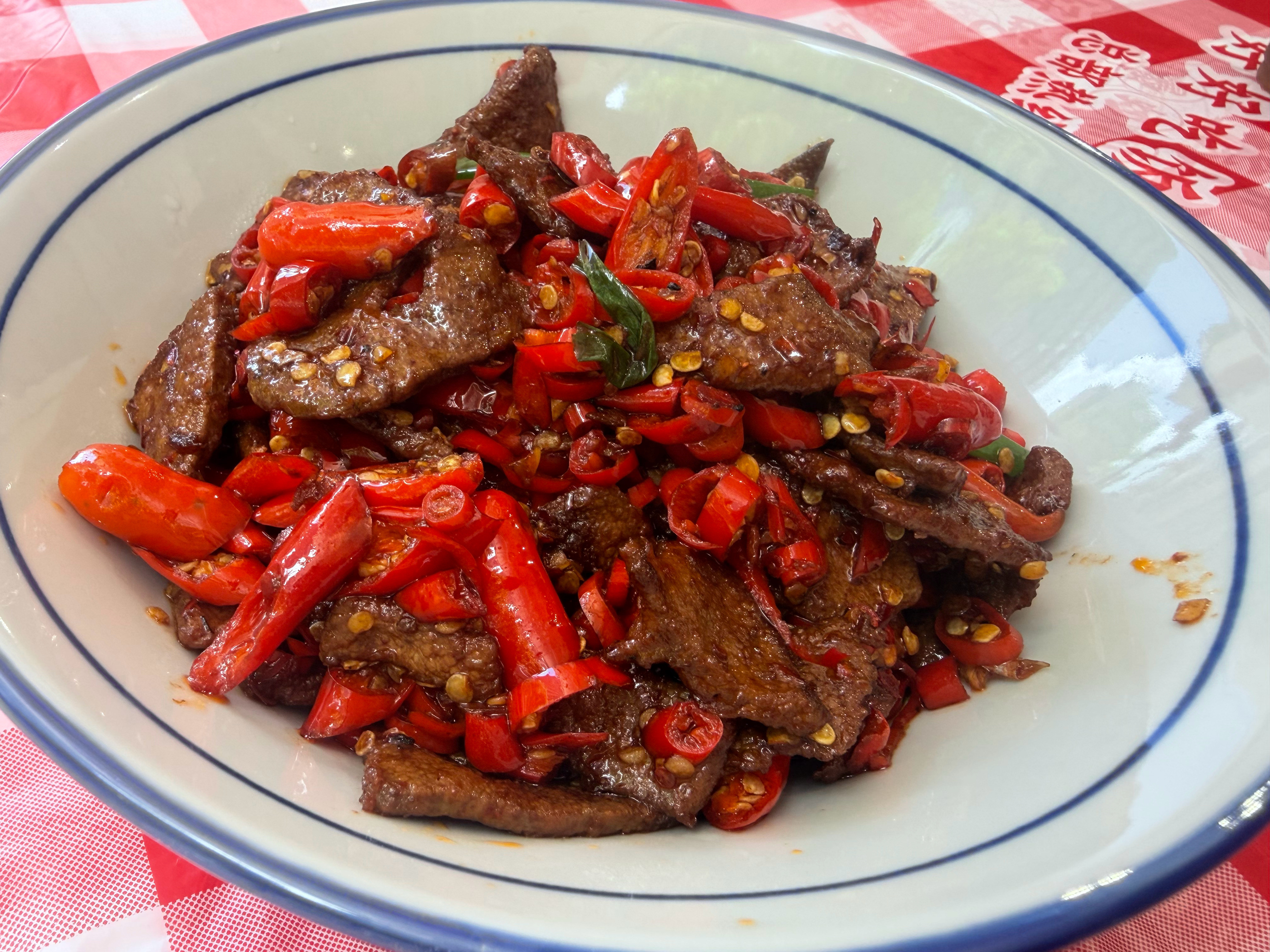 原来一人食就是一直吃剩的一个人是真不想做饭，随便点个外卖垫饱肚子吧