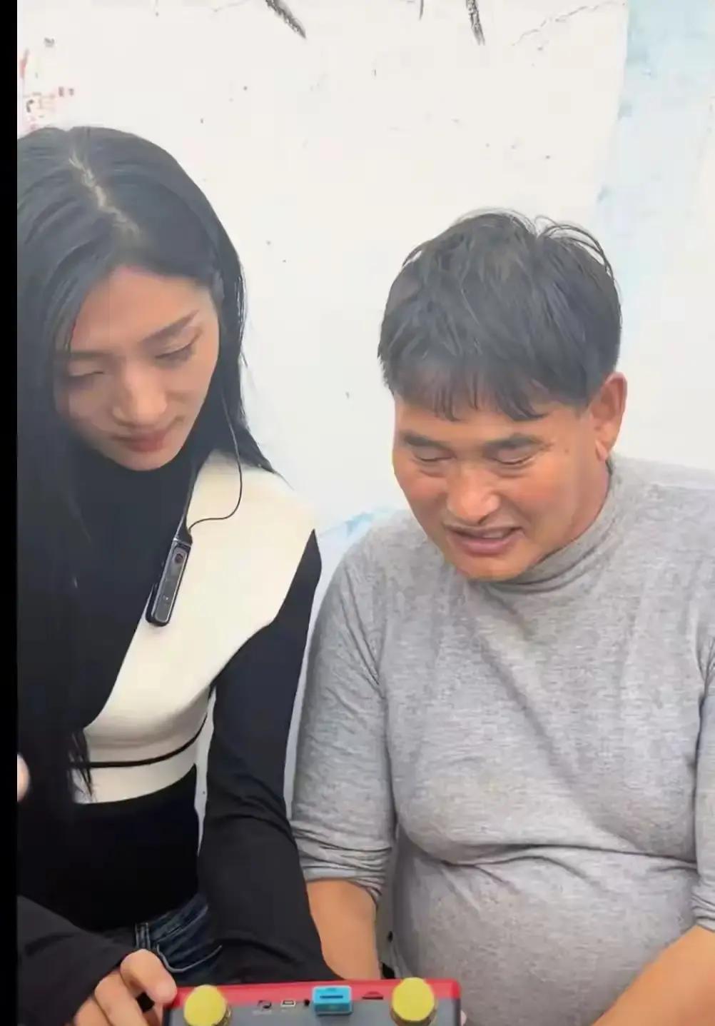 朱楼村的村民这回傻眼了！活该！当初朱之文爆红，全村人眼红这棵“摇钱树”，借钱不