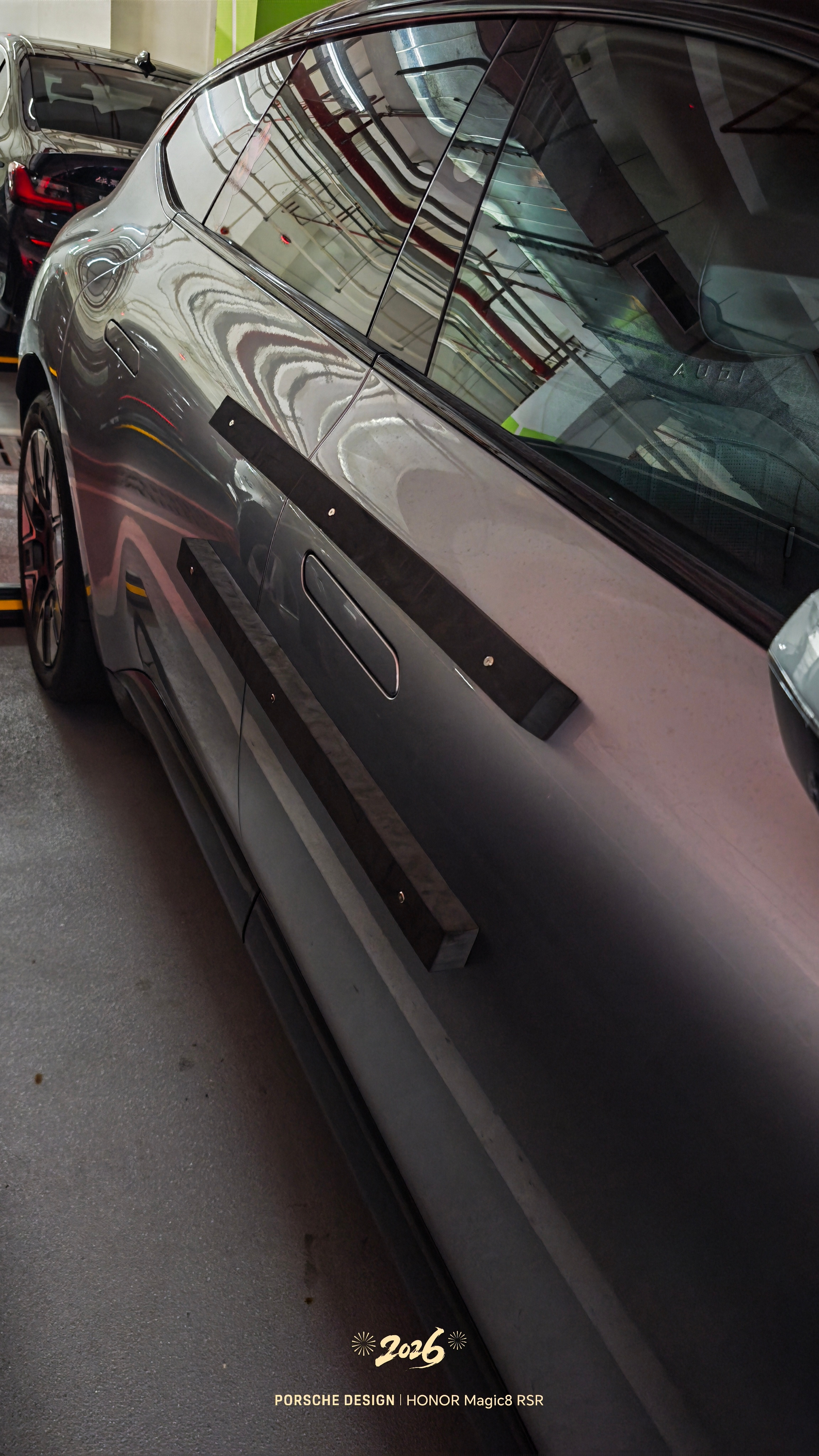 深圳路上能见度不低，AUDIE5Sportback，看样子，平时很怕啊深圳