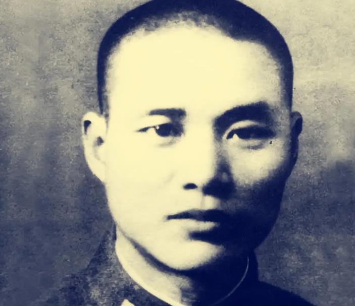 1939年，湘西第一土匪"彭叫驴子"抢了42名如花似玉的女学生，跟军统提条件10