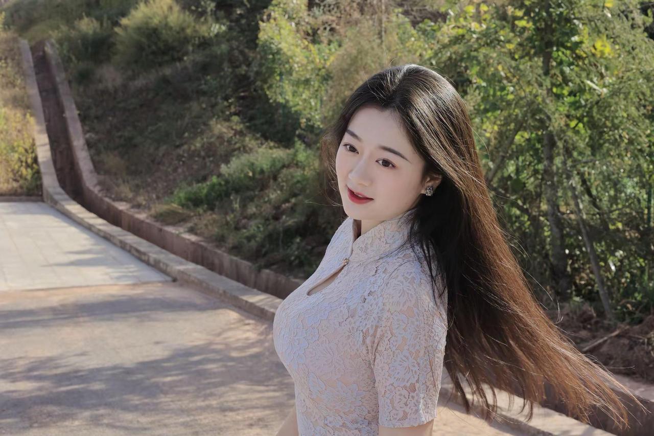 风扬起时，只愿与你常相守