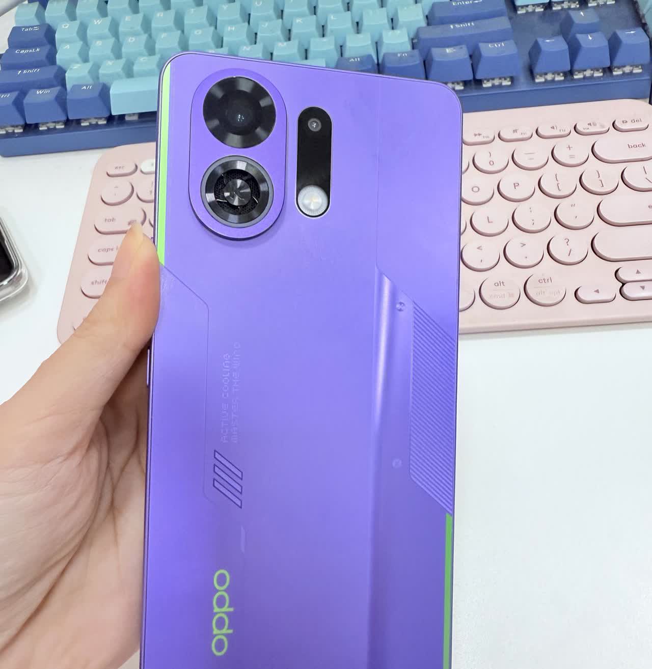 偷偷拿了同事的K13TurboPro～同事刚拿到的📱OPPOK1