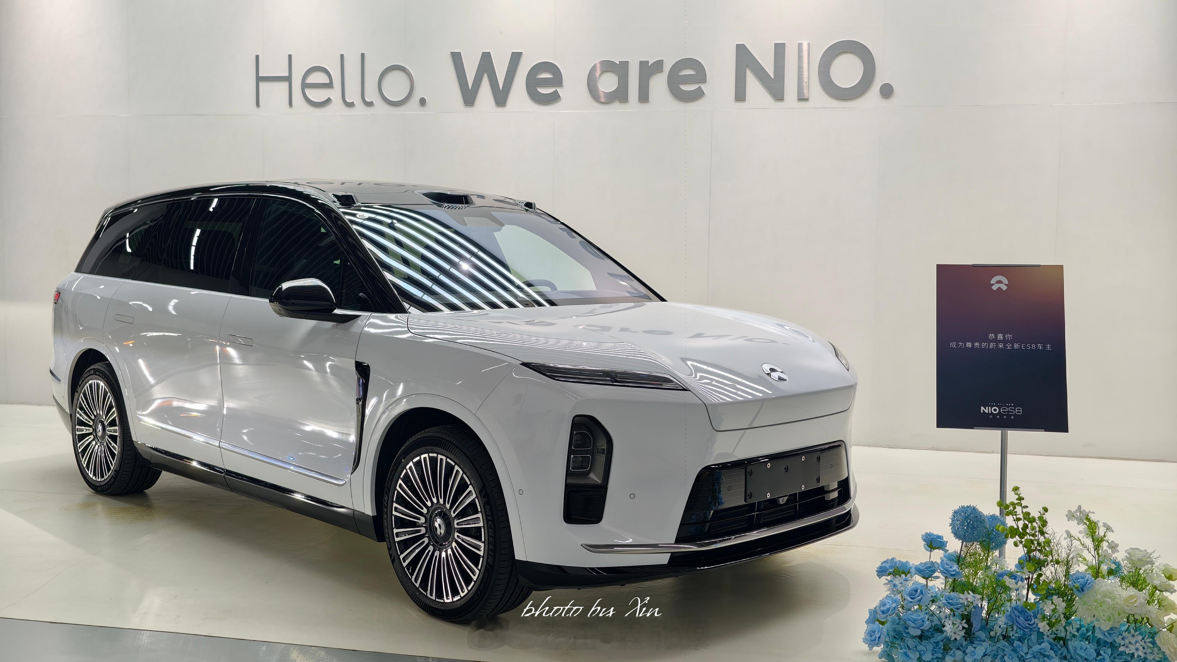 ES8四万台交付，发点照片～确实最近街上的ES8肉眼可见的多了起来蔚来全新ES
